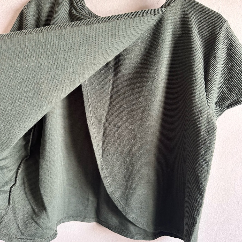 Loft Ribbed Tulip Back Top - Picture 3 of 3